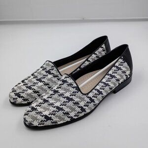 Trotters Liz Flats, Black Multi, Women's Size 10.5